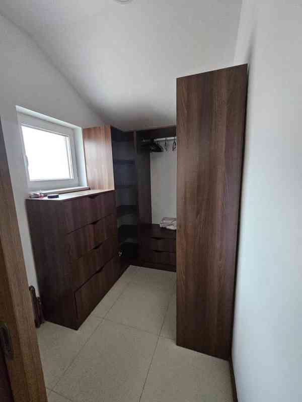 Moderní novostavba v Bačské Palance – ihned k nastěhování - foto 7