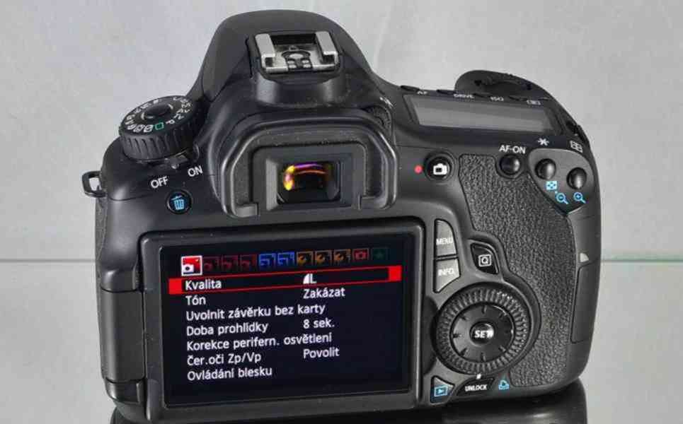 Canon EOS 60D **18 Mpix CMOS*5,3 sn./sec*Full HDV* 70300 exp - foto 7