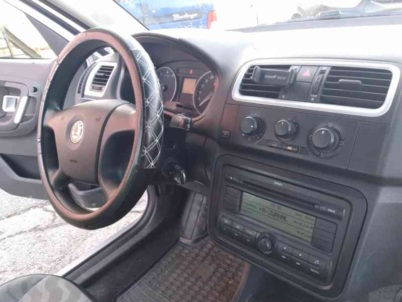 ŠKODA ROOMSTER 1.4 16B STYLE ČR,SERVISKA - foto 15