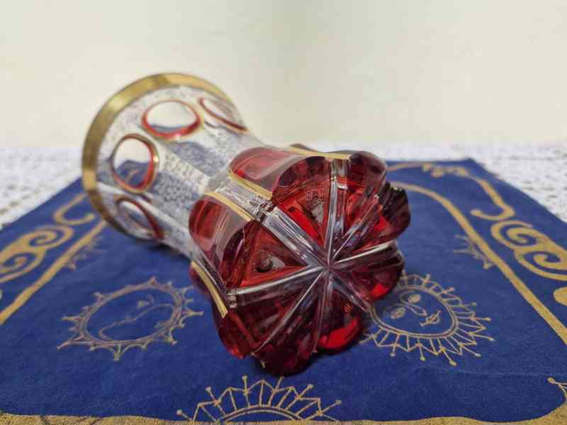 Luxusní masivní bohatě zdobená rubínová Sklenice Biedermeier - foto 4