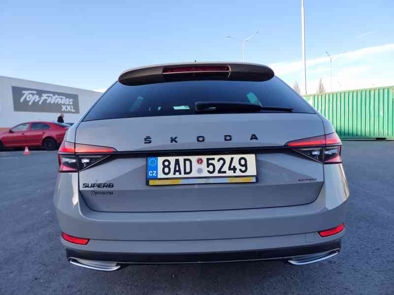 Škoda Superb 3 combi 2.0 TDi SPORTLINE,ČR,1.maj.,DPH,manual - foto 3