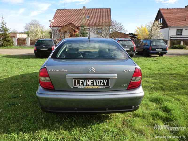 Citroën C5 2.2HDi, klima,serviska,ALU,tažné,xenony - foto 6