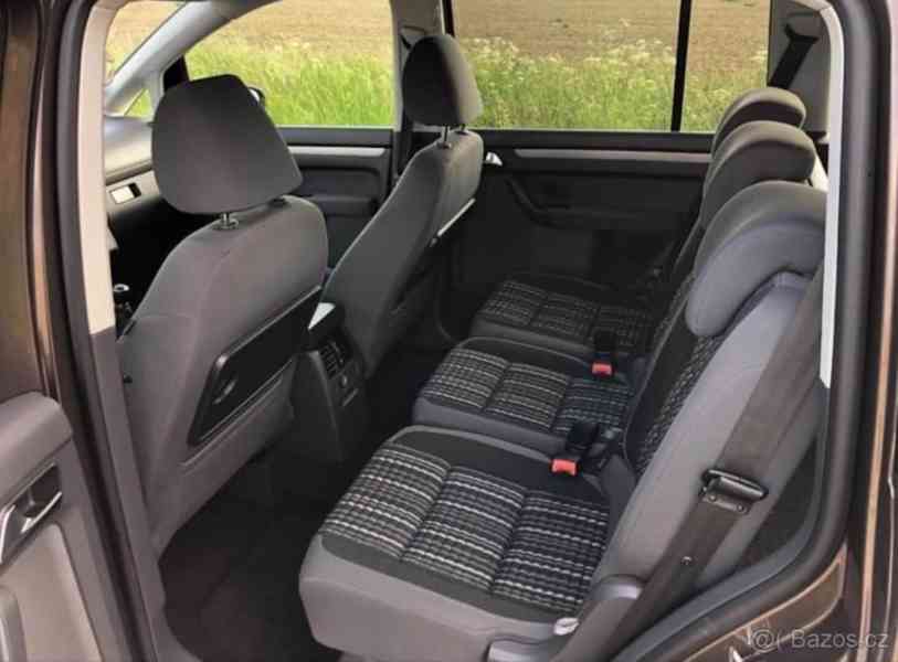 Volkswagen Touran Cross - foto 6