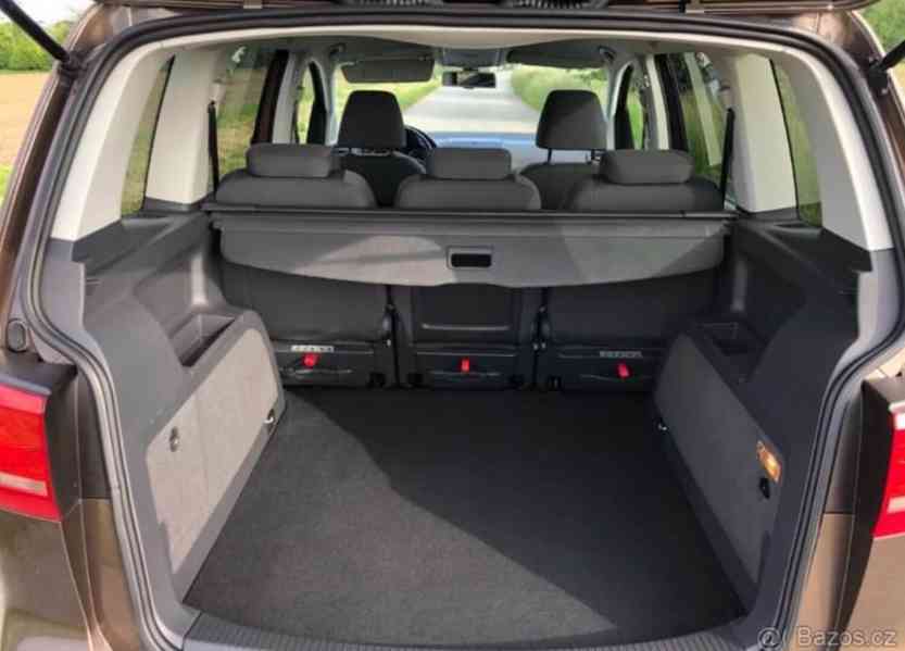Volkswagen Touran Cross - foto 8