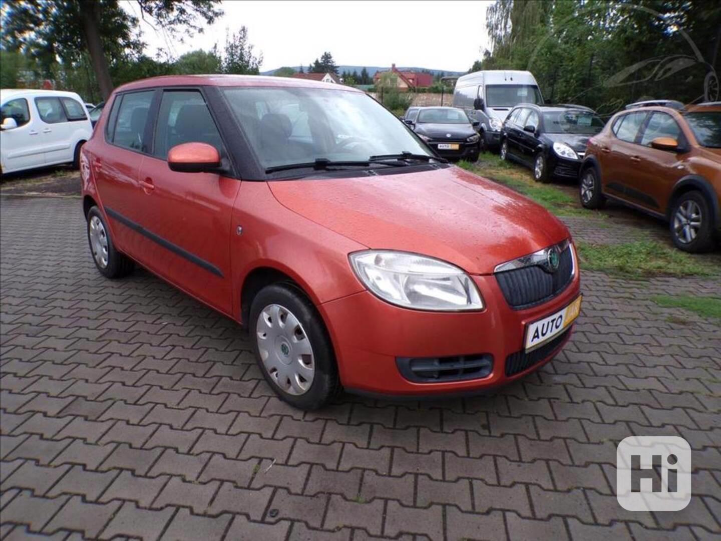 Škoda Fabia 1,2 HTP - foto 1