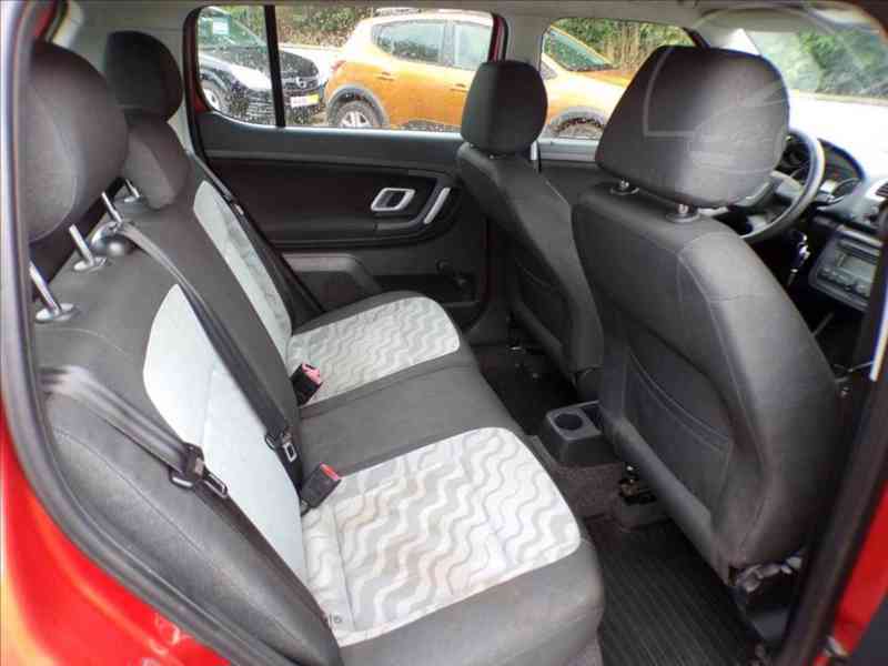 Škoda Fabia 1,2 HTP - foto 10