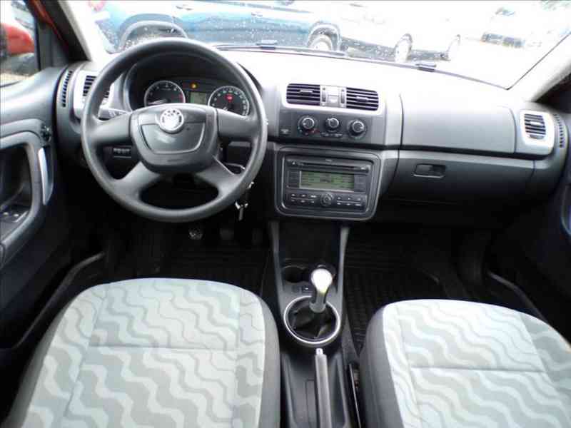 Škoda Fabia 1,2 HTP - foto 5