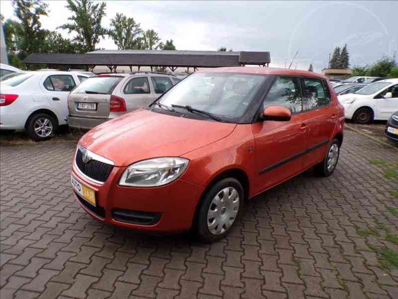 Škoda Fabia 1,2 HTP - foto 2