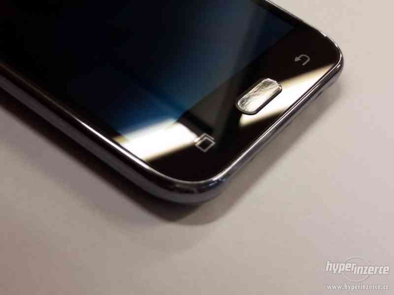 Samsung Galaxy J5 černý (V18040035) - foto 3