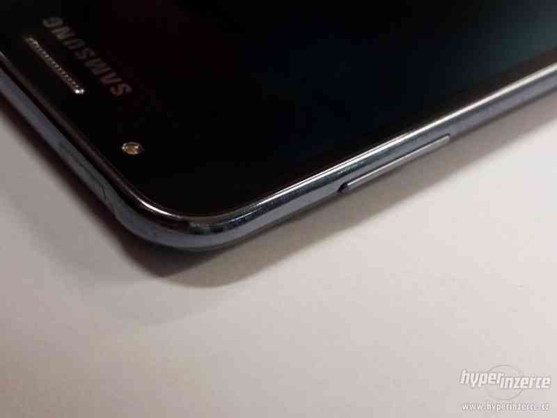 Samsung Galaxy J5 černý (V18040035) - foto 4