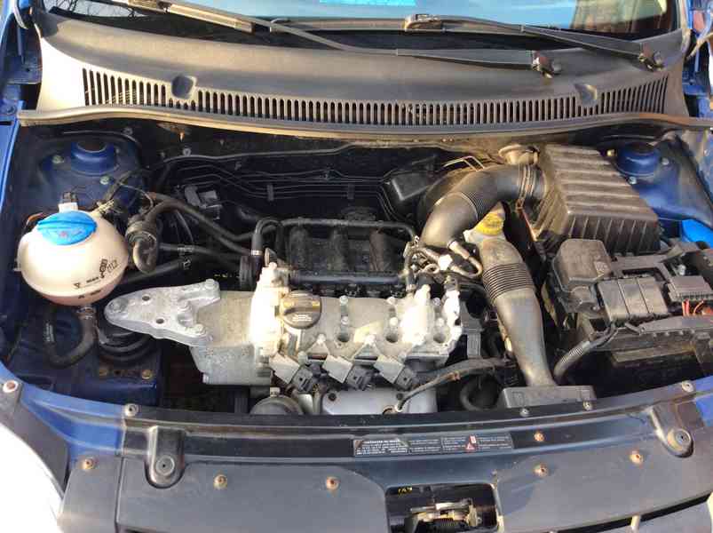 Volkswagen Fox 1,2i bez nutných investic - foto 7