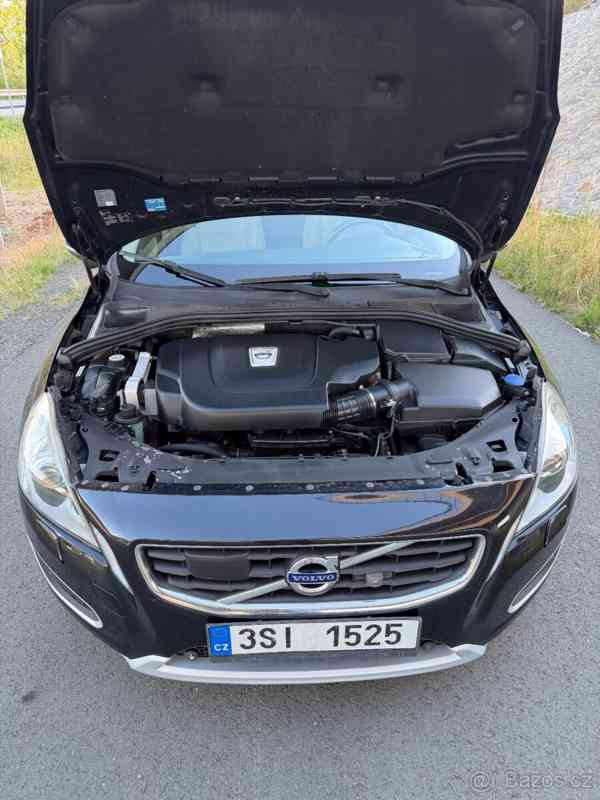 Volvo V60 2,4   D5 AWD 158kw - foto 5