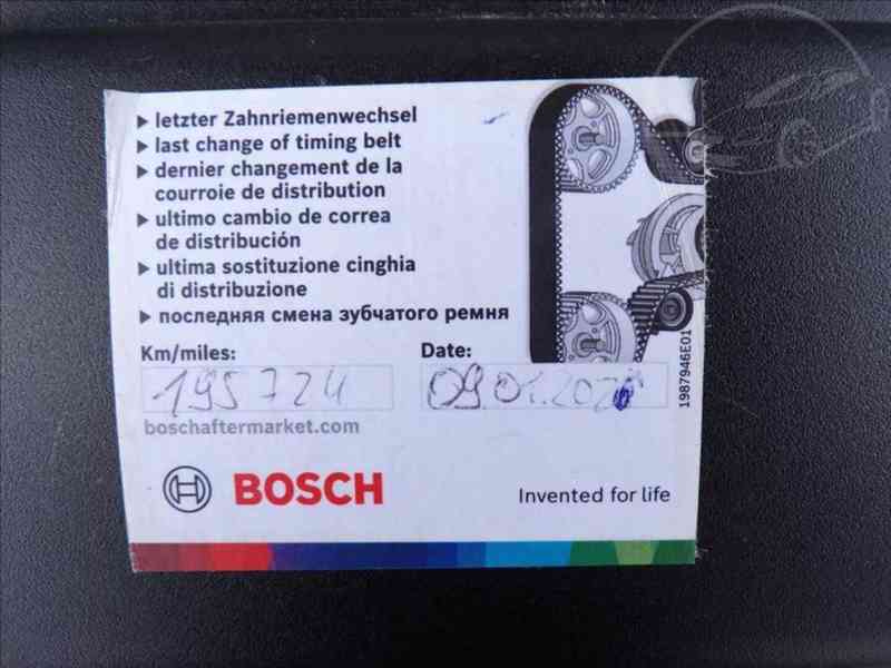 Volkswagen Passat 1,6 TDI DSG,NOVÉ ROZVODY - foto 17