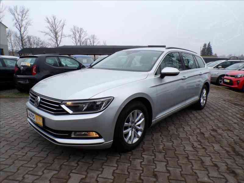 Volkswagen Passat 1,6 TDI DSG,NOVÉ ROZVODY - foto 2