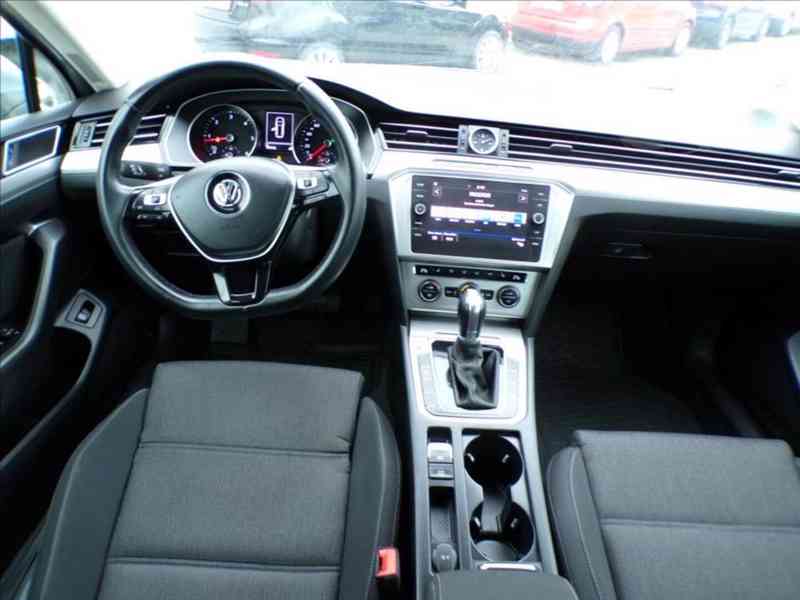 Volkswagen Passat 1,6 TDI DSG,NOVÉ ROZVODY - foto 5