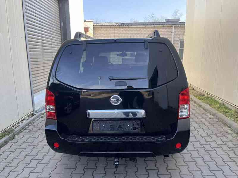 Nissan Pathfinder 3.0 dCi LE 170kw - foto 13