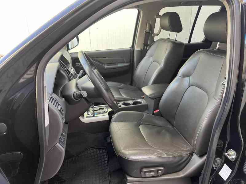 Nissan Pathfinder 3.0 dCi LE 170kw - foto 11