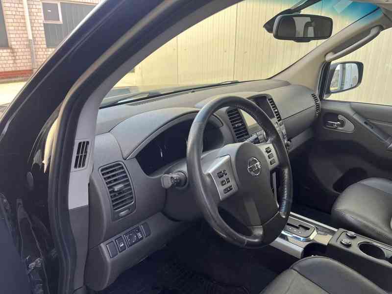Nissan Pathfinder 3.0 dCi LE 170kw - foto 16