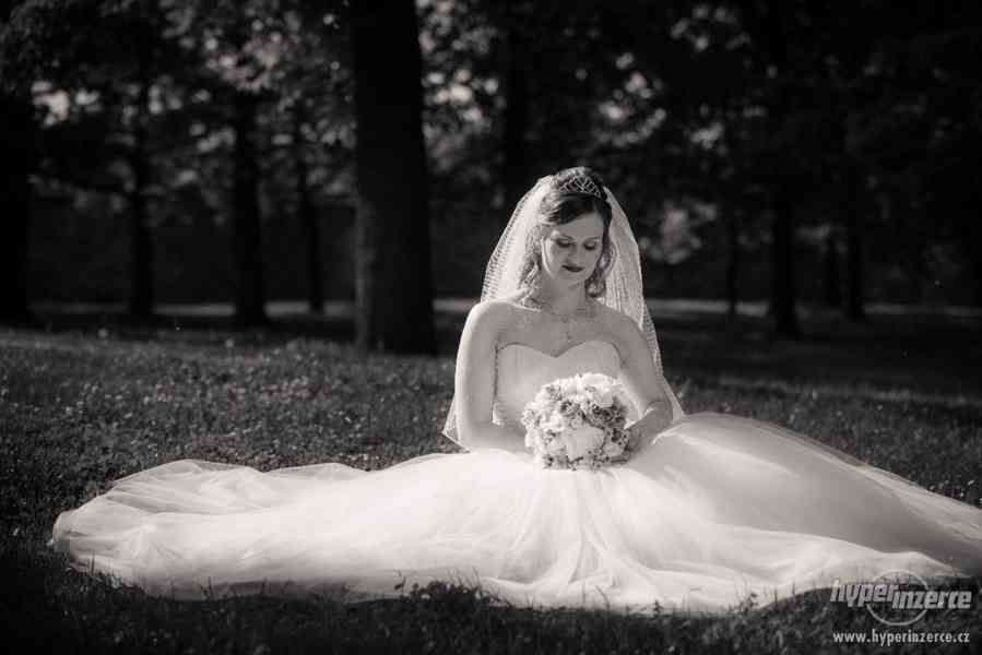 Krásné svatební šaty - foto 5