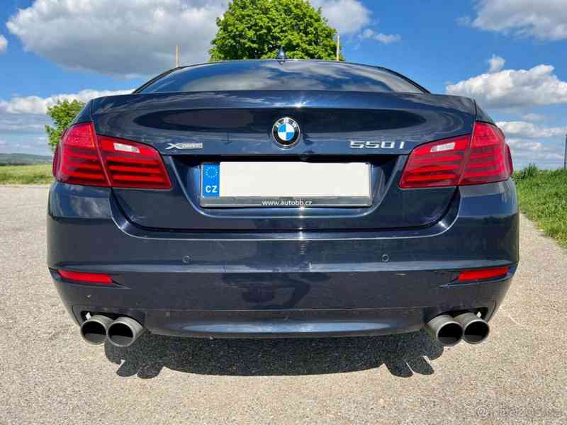 BMW 550i xDrive  - foto 3