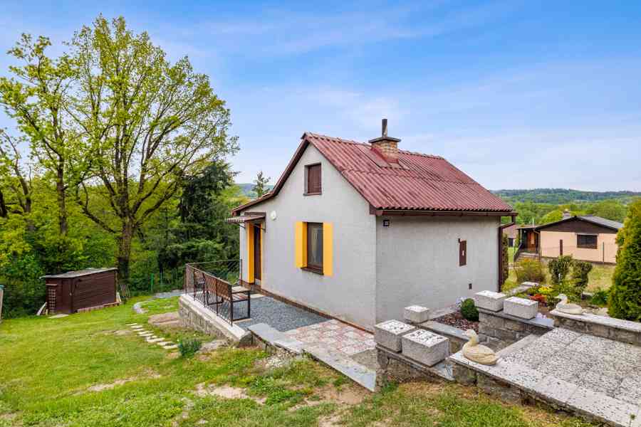 Zděná chata u řeky Úslavy s možností trvalého bydlení - foto 4