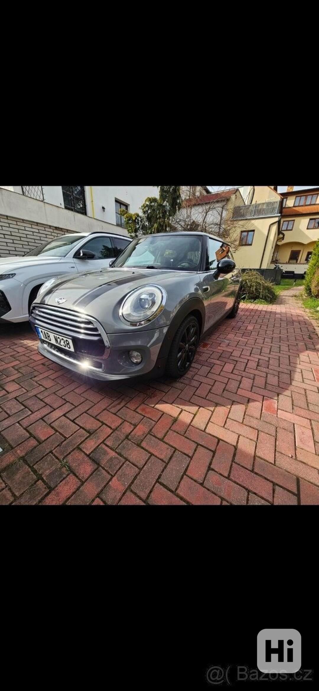 Mini Cooper 1,5   D 10/2014 - foto 1