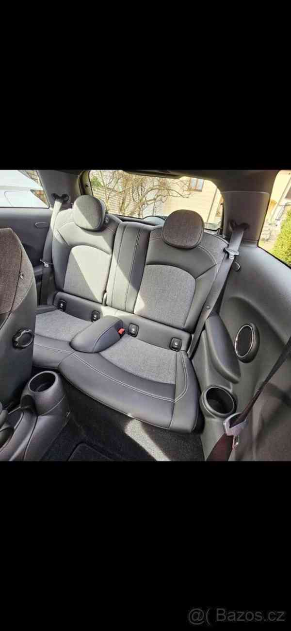 Mini Cooper 1,5   D 10/2014 - foto 8