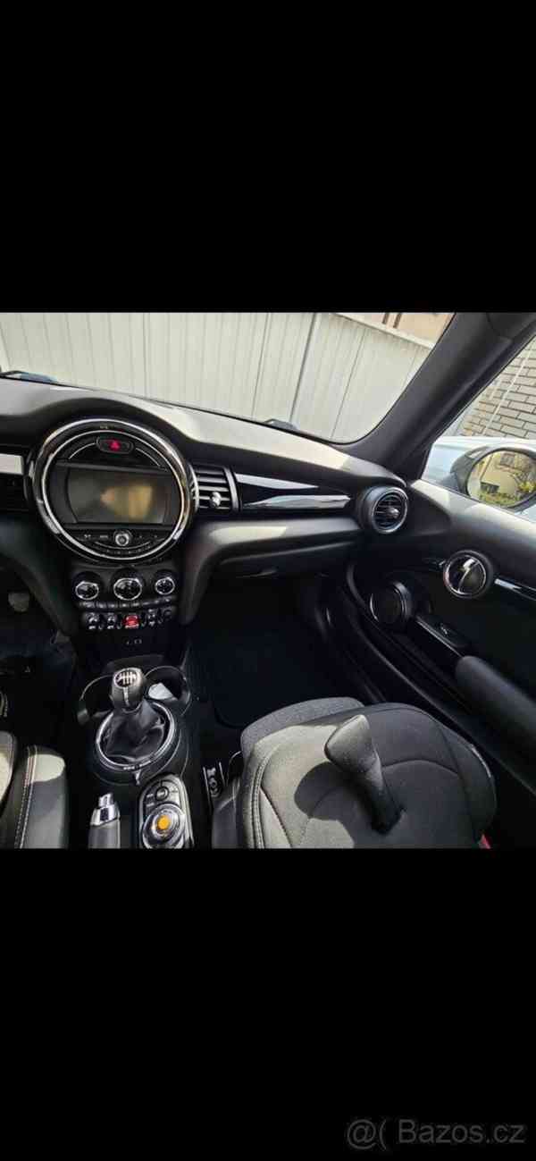 Mini Cooper 1,5   D 10/2014 - foto 9