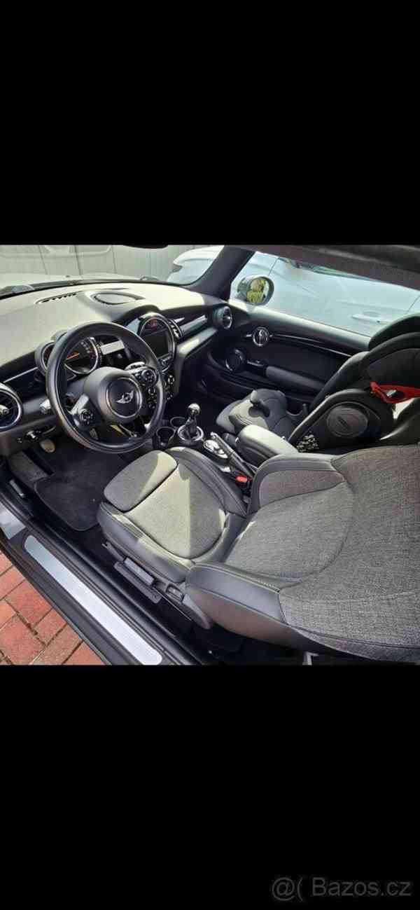 Mini Cooper 1,5   D 10/2014 - foto 6