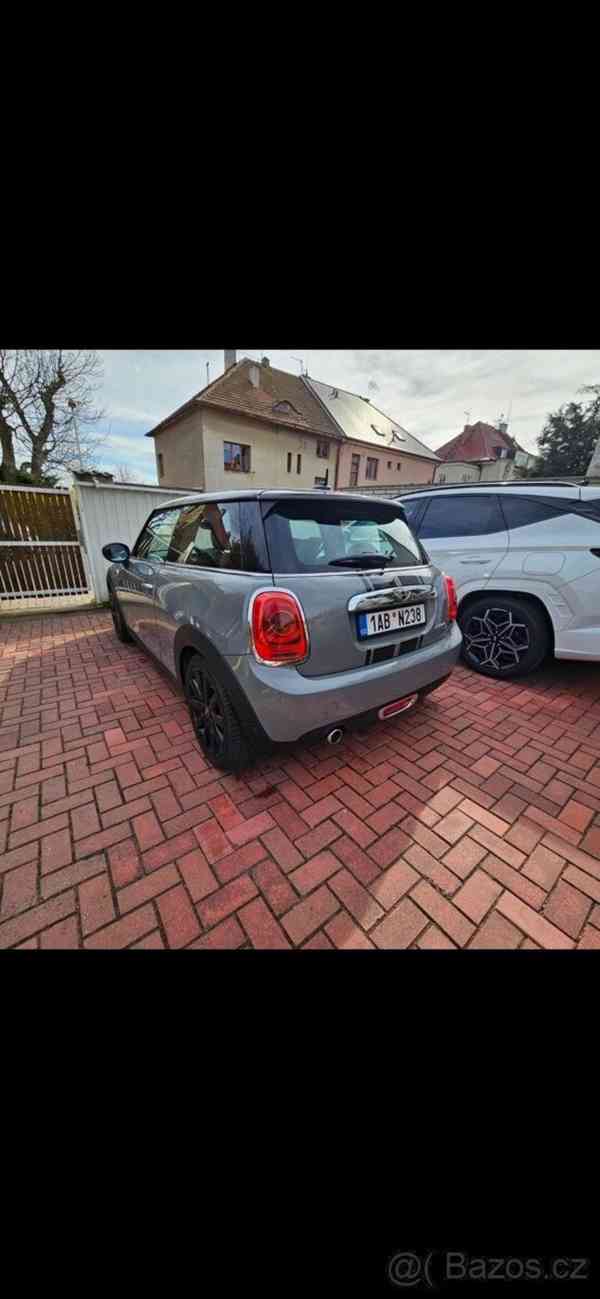 Mini Cooper 1,5   D 10/2014 - foto 4