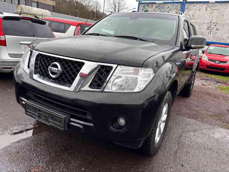 Nissan Pathfinder 2.5 dCi 4x4 140kw - foto 16