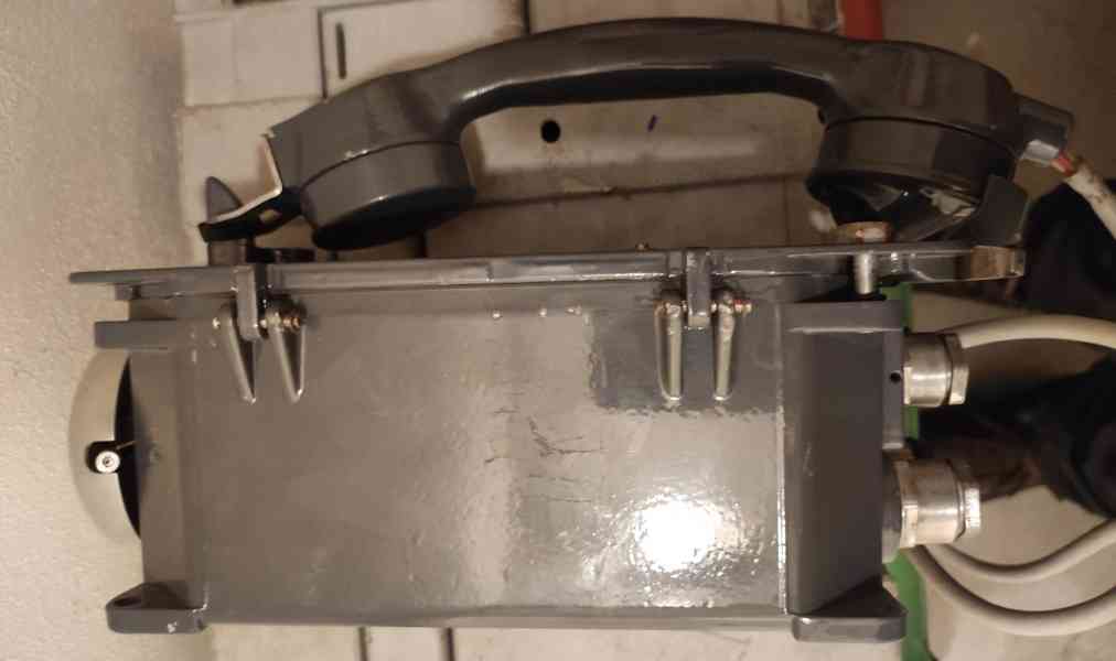 Telefon Tesla  - foto 3