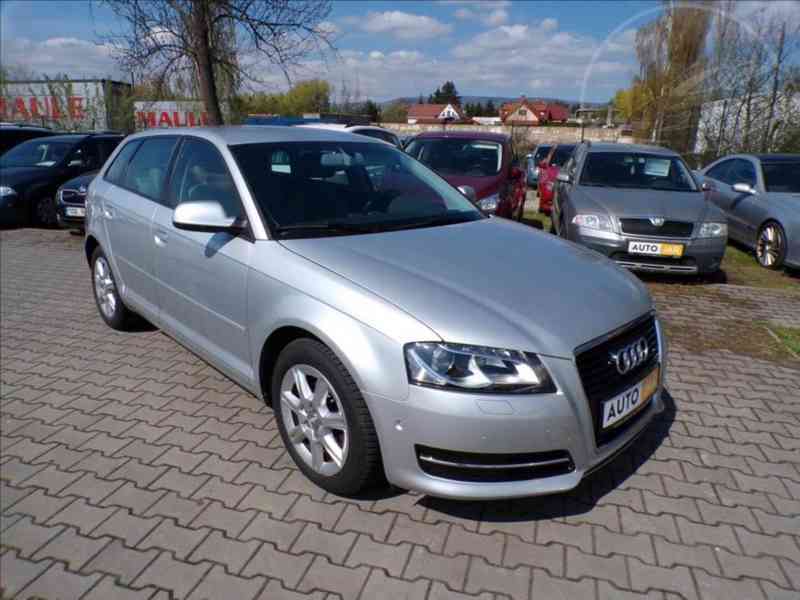 Audi A3 1,6 TDI SPORTBACK,XENONY - foto 1