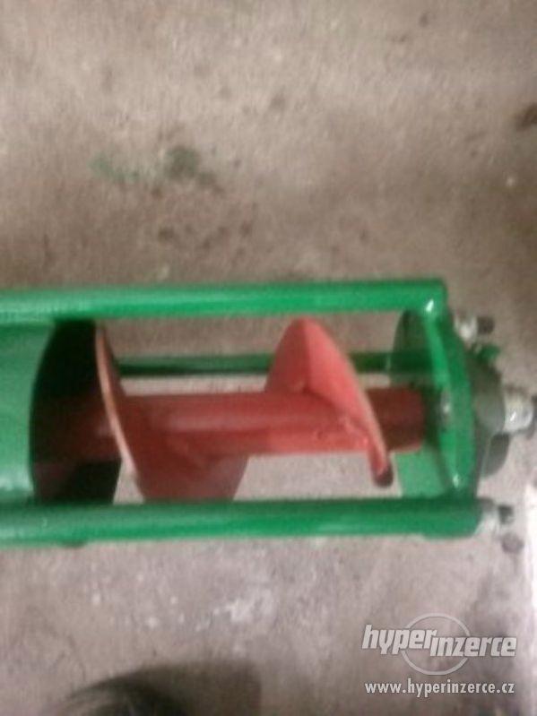 Šnekový dopravník na uhlí ,pelety a obilí - foto 2