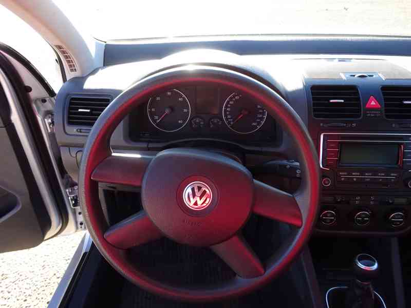VW Golf 1.9 TDI 4x4 r.v.2005 (77 kw) stk:9.2025 - foto 11