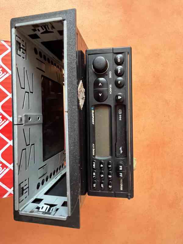 Originální autorádio BLAUPUNKT ACR ŠKODA  - plně funkční - foto 4