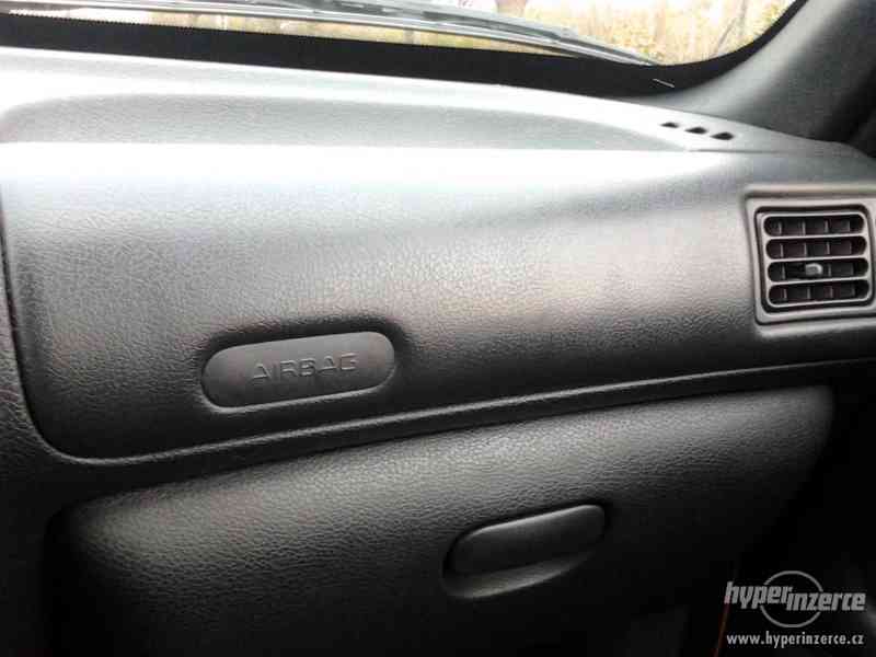 Peugeot 106 - foto 11