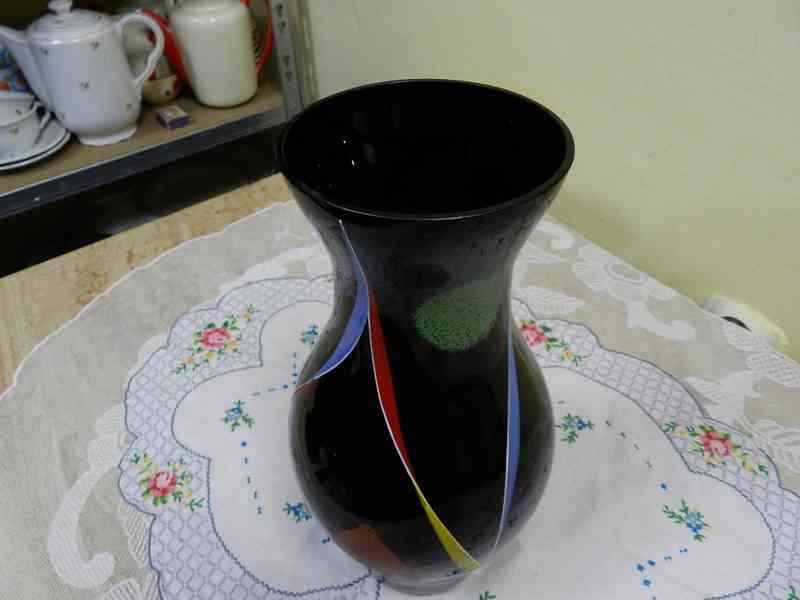 Hezká hnědo zelená Černá Váza stříkaný dekor - foto 3