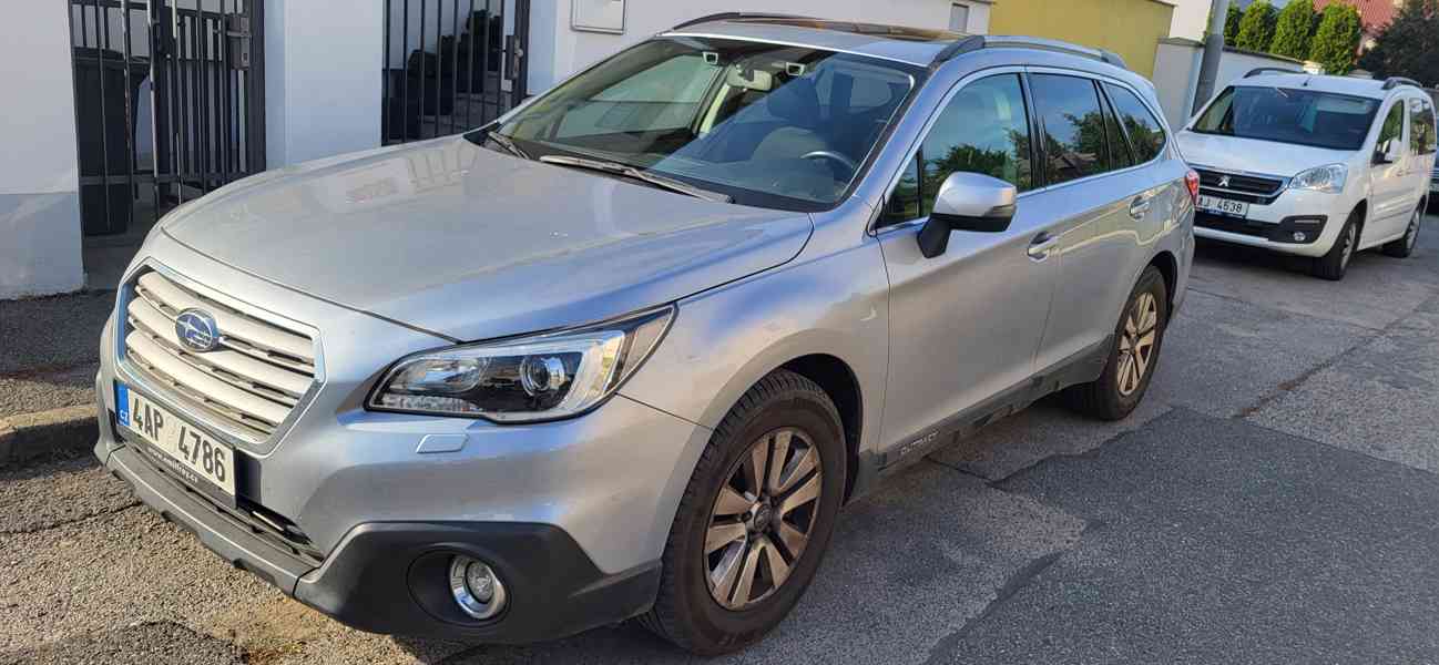 SUBARU OUTBACK 2.5 i 129 kw r.v.2015 1.majitel - foto 3