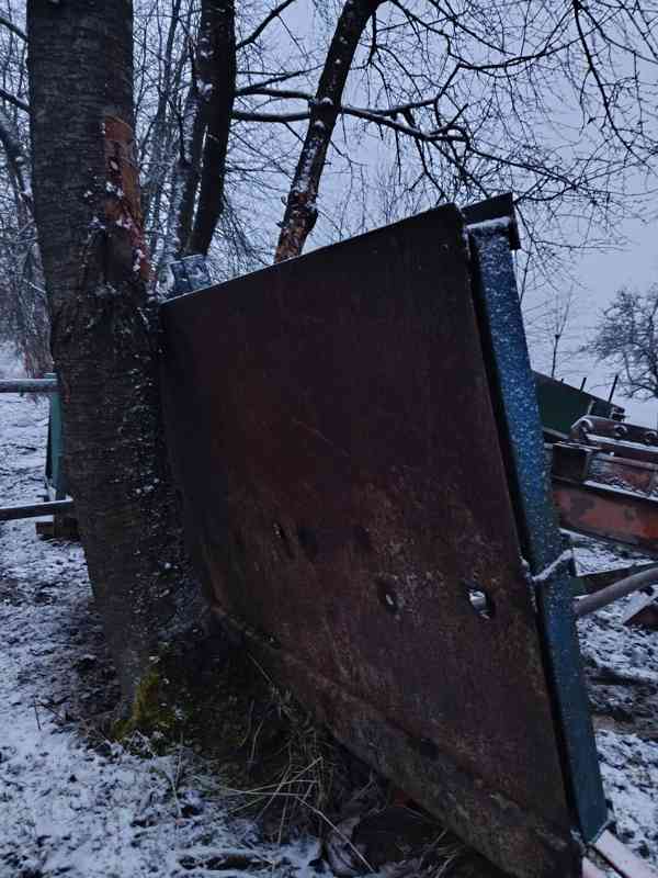 Masivní radlice za traktor  - foto 4