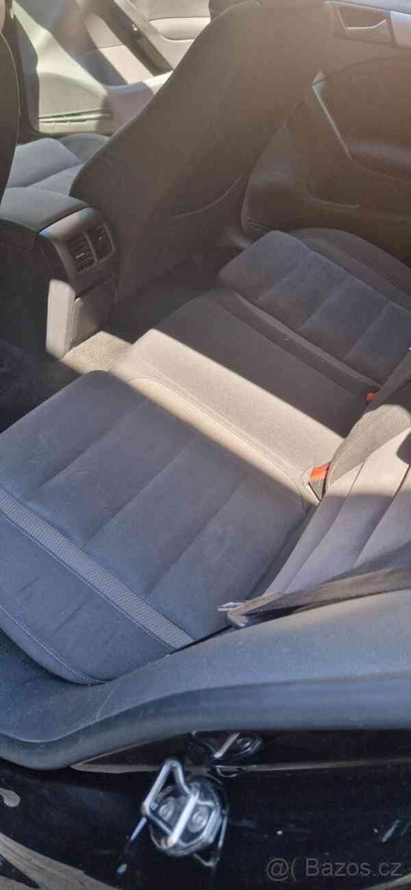 Volkswagen Golf 2,0   Tdi highline, klimatizace - foto 7