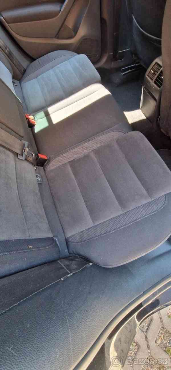 Volkswagen Golf 2,0   Tdi highline, klimatizace - foto 6