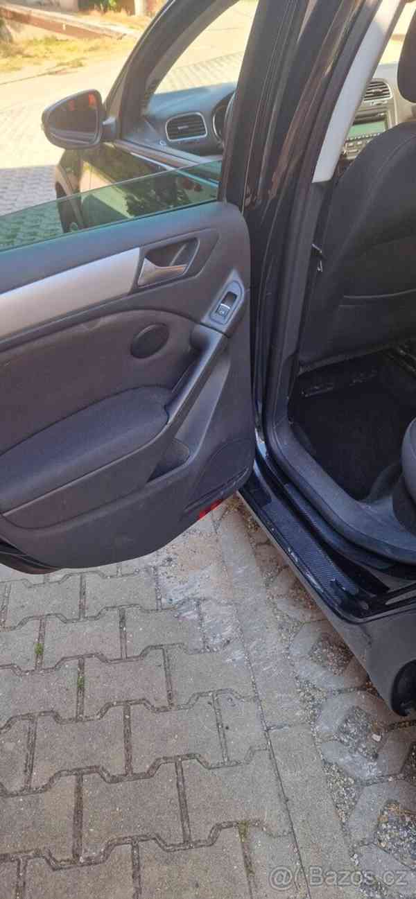 Volkswagen Golf 2,0   Tdi highline, klimatizace - foto 8