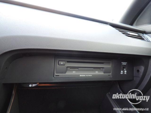 Škoda Octavia 2.0, nafta, automat, RV 2015, navigace, kůže - foto 37