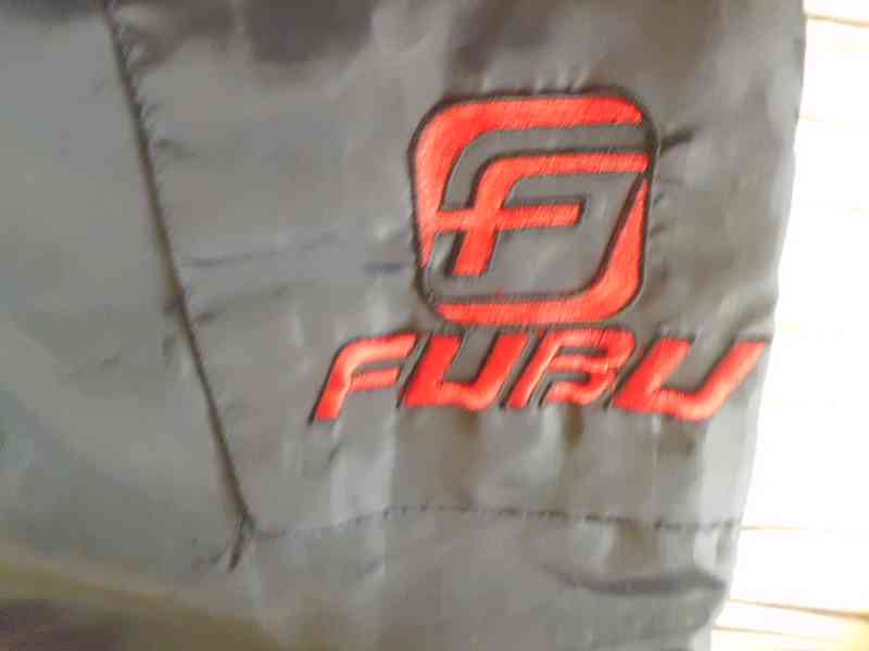 FUBU nepoužité pěkné volnočasové kalhoty L /pas 74cm/ - foto 4