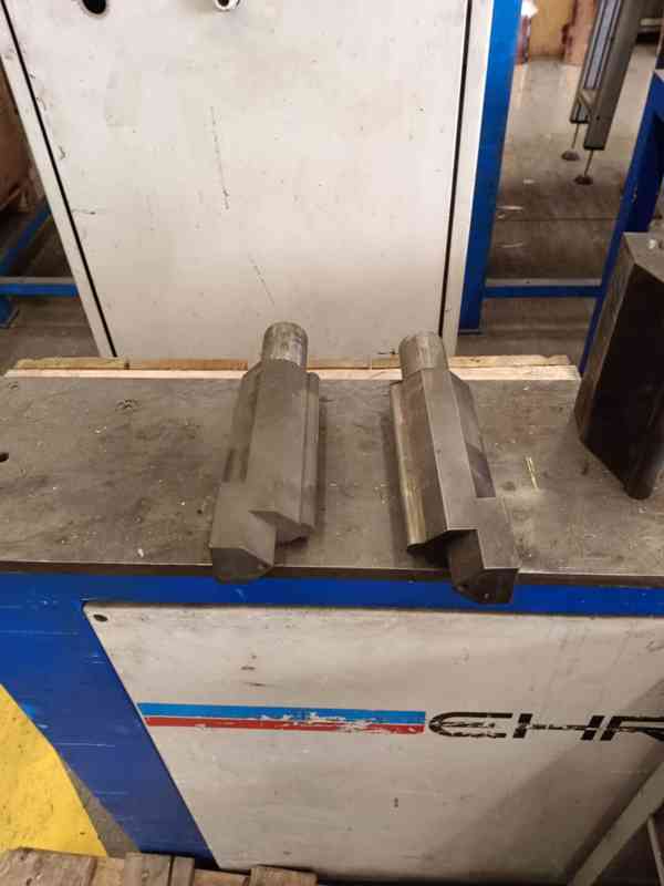 Použitá ohýbačka pásovin EB 30 CNC r. v. 2005 - foto 8