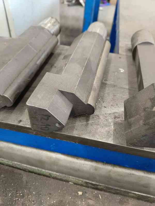 Použitá ohýbačka pásovin EB 30 CNC r. v. 2005 - foto 18