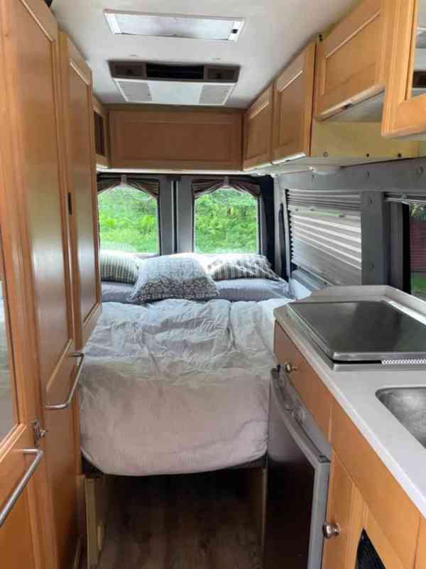 S manželem darujeme náš obytný vůz. - foto 11