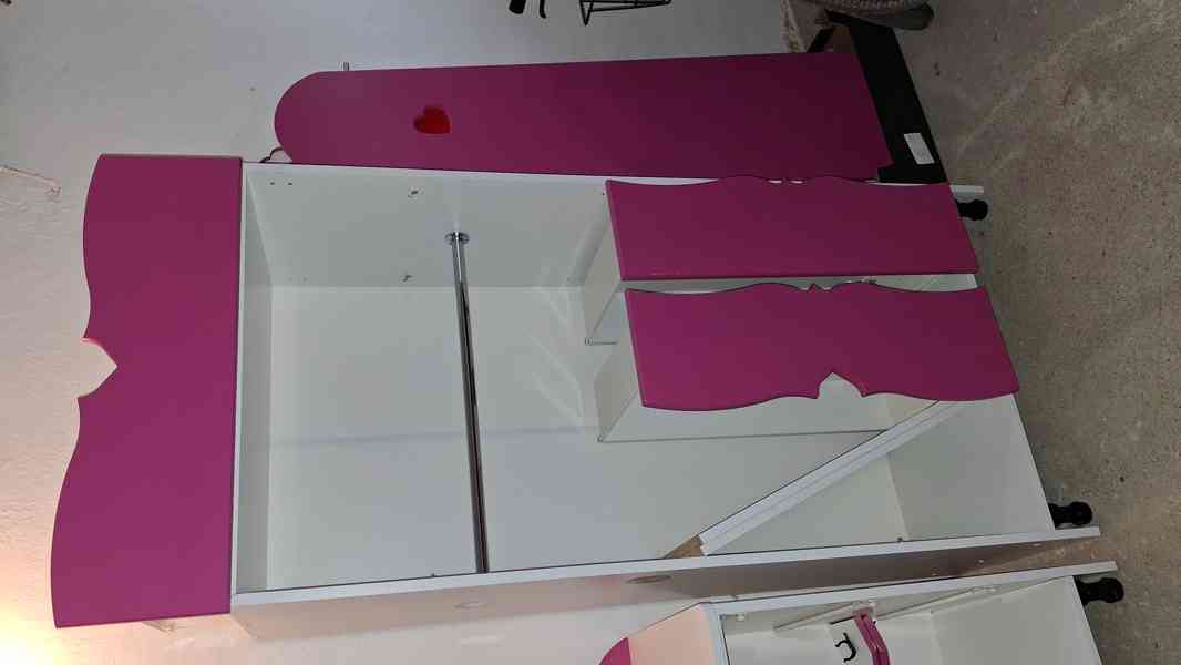 Dětská skříň + komoda, kompletní set - foto 7