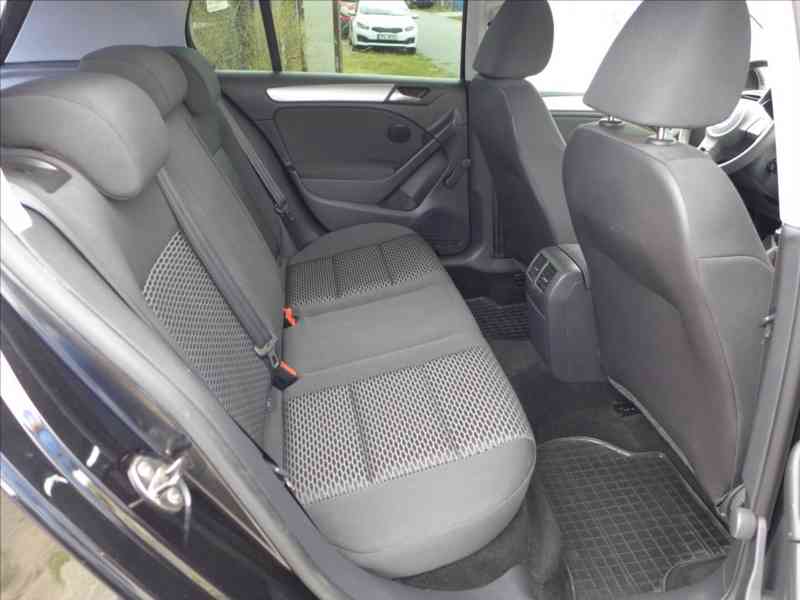 Volkswagen Golf 1,4 i 16V KLIMA - foto 9